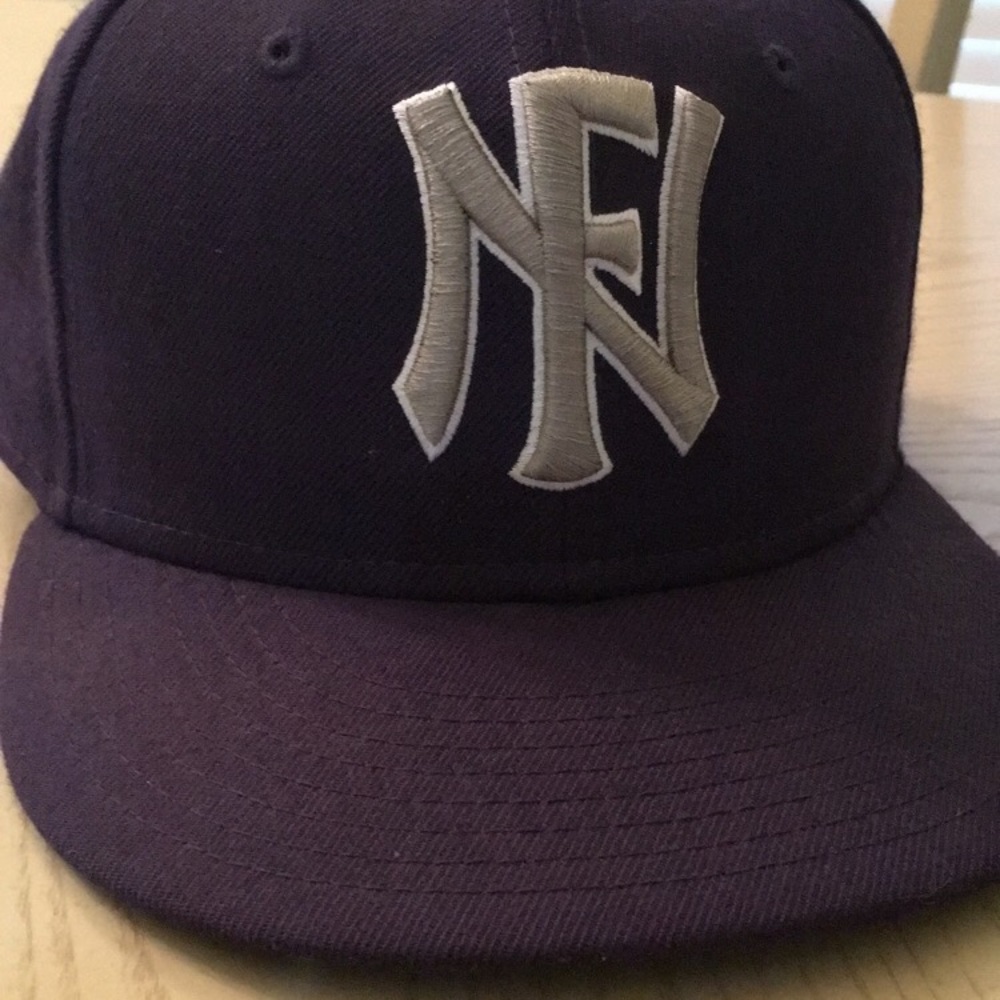 UNF fitted hat **great condition**